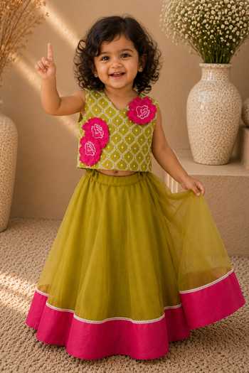 LA Dee DA Pista Embroidered Blouse & Lehenga Set 