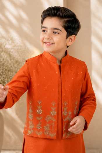 LA Dee DA Vasant Embroidered Nehru Jacket & Kurta Set 