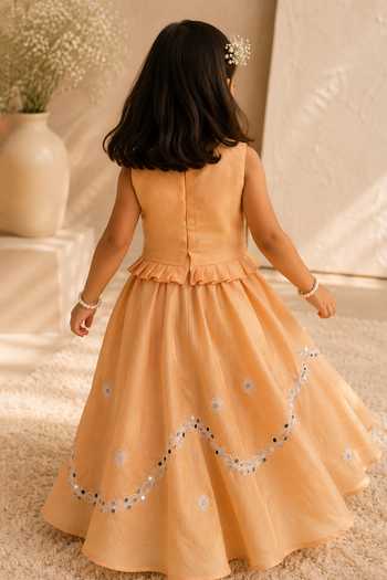 LA Dee DA Solis Embroidered Blouse & Lehenga Set 