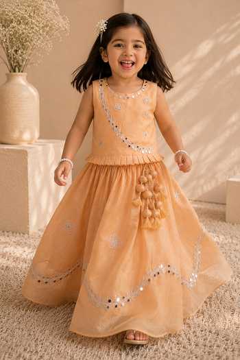 LA Dee DA Solis Embroidered Blouse & Lehenga Set 