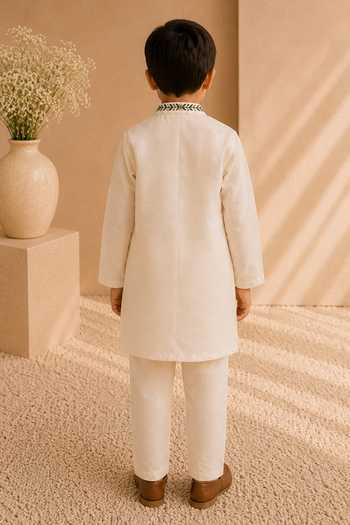 LA Dee DA Folklore Embroidered Kurta Set 