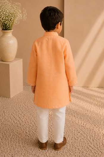 LA Dee DA Solis Embroidered Kurta Set 