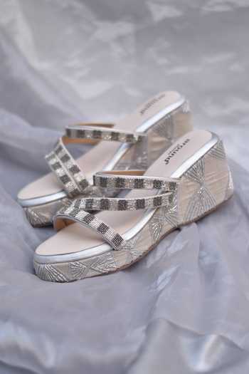 Around Always Illusion Geometric Threadwork Wedges 