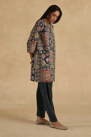 Begum Blue Silk Mandarin Collar Manik Kurta And Pant Set Online at Aza Fashions Begum_Blue Silk Mandarin Collar Manik Kurta And Pant Set _Online_at_Aza_Fashions