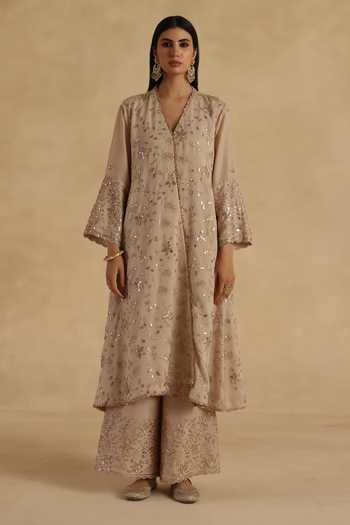 Begum Beige Crepe, Silk, Tissue V-neck Ghazal Kurta Pant Set Online at Aza Fashions Begum_Beige Crepe, Silk, Tissue V-neck Ghazal Kurta Pant Set _Online_at_Aza_Fashions