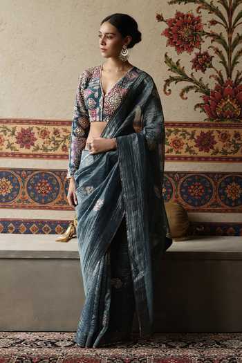 Buy_Begum_Blue Silk, Tissue V-neck Veda Saree With Blouse 