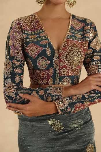 Shop Begum Blue Silk, Tissue V-neck Veda Saree With Blouse Shop_Begum_Blue Silk, Tissue V-neck Veda Saree With Blouse