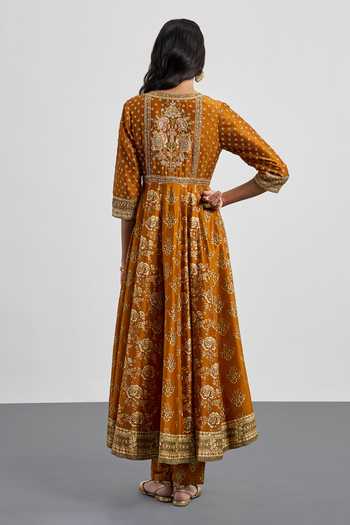 RI.Ritu Kumar Floral Print Anarkali Set 