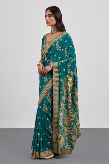 Buy RI.Ritu Kumar Green Silk, Crepe Embroidered Saree With Unstitched Blouse Piece Online at Aza Fashions Buy_RI.Ritu Kumar_Green Silk, Crepe Embroidered Saree With Unstitched Blouse Piece _Online_at_Aza_Fashions