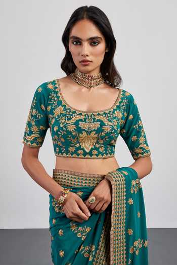 Shop RI.Ritu Kumar Green Silk, Crepe Embroidered Saree With Unstitched Blouse Piece Online at Aza Fashions Shop_RI.Ritu Kumar_Green Silk, Crepe Embroidered Saree With Unstitched Blouse Piece _Online_at_Aza_Fashions