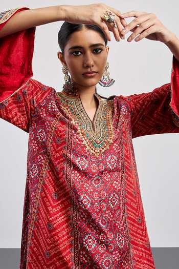RI.Ritu Kumar Red Silk, Rayon, Crepe V-neck Ajrakh Print Kurta And Pant Set Online at Aza Fashions RI.Ritu Kumar_Red Silk, Rayon, Crepe V-neck Ajrakh Print Kurta And Pant Set _Online_at_Aza_Fashions