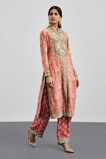 RI.Ritu Kumar Pink Silk, Crepe, Viscose, Rayon, Chinon Mandarin Yoke Embroidered Kurta Set Online at Aza Fashions RI.Ritu Kumar_Pink Silk, Crepe, Viscose, Rayon, Chinon Mandarin Yoke Embroidered Kurta Set _Online_at_Aza_Fashions