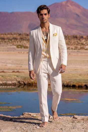 Buy Bubber Couture Off White Polyester, Wool Liro Shawl Collar Blazer Online at Aza Fashions Buy_Bubber Couture_Off White Polyester, Wool Liro Shawl Collar Blazer _Online_at_Aza_Fashions
