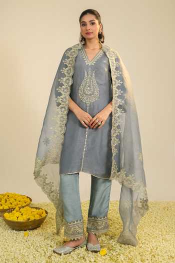 Roohbyridhimaa Mist Blue Janki Scalloped Kurta Set 