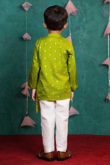 JILMIL DREAMWEAR Light Green Kurta Pant Set 