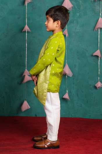 JILMIL DREAMWEAR Green Silk Light Kurta Pant Set Online at Aza Fashions JILMIL DREAMWEAR_Green Silk Light Kurta Pant Set _Online_at_Aza_Fashions