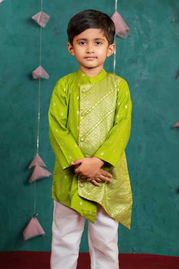 Buy JILMIL DREAMWEAR Green Silk Light Kurta Pant Set Online at Aza Fashions Buy_JILMIL DREAMWEAR_Green Silk Light Kurta Pant Set _Online_at_Aza_Fashions