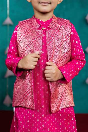JILMIL DREAMWEAR Pink Silk Sleeveless Bundi Pant Set Online at Aza Fashions JILMIL DREAMWEAR_Pink Silk Sleeveless Bundi Pant Set _Online_at_Aza_Fashions