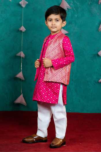 Buy JILMIL DREAMWEAR Pink Silk Sleeveless Bundi Pant Set Online at Aza Fashions Buy_JILMIL DREAMWEAR_Pink Silk Sleeveless Bundi Pant Set _Online_at_Aza_Fashions