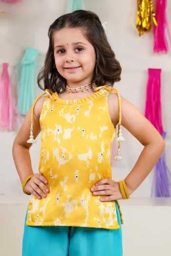Shop JILMIL DREAMWEAR Yellow Satin Sleeveless Kurta And Sharara Set Online at Aza Fashions Shop_JILMIL DREAMWEAR_Yellow Satin Sleeveless Kurta And Sharara Set _Online_at_Aza_Fashions