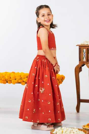 Buy JILMIL DREAMWEAR Mustard Chanderi Embroidered Lehenga Set Online at Aza Fashions Buy_JILMIL DREAMWEAR_Mustard Chanderi Embroidered Lehenga Set _Online_at_Aza_Fashions