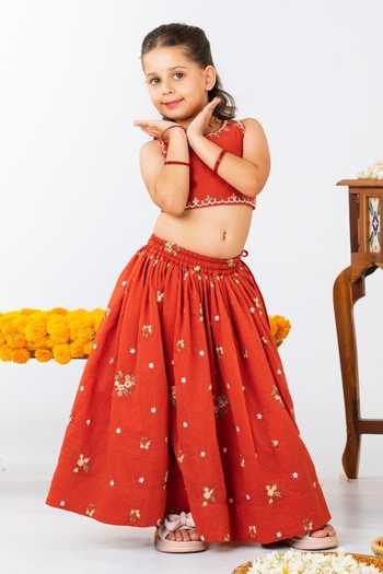 JILMIL DREAMWEAR Mustard Embroidered Lehenga Set 