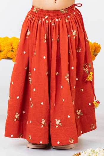 JILMIL DREAMWEAR Mustard Chanderi Embroidered Lehenga Set at Aza Fashions JILMIL DREAMWEAR_Mustard Chanderi Embroidered Lehenga Set _at_Aza_Fashions