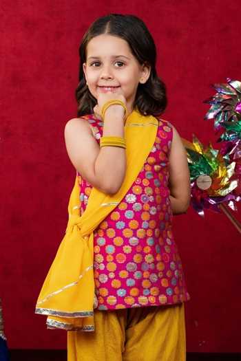 Buy JILMIL DREAMWEAR Pink Silk Floral Pattern Blend Kurta Salwar And Dupatta Set Online at Aza Fashions Buy_JILMIL DREAMWEAR_Pink Silk Floral Pattern Blend Kurta Salwar And Dupatta Set _Online_at_Aza_Fashions