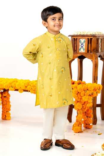 JILMIL DREAMWEAR Light Mustard Embroidered Kurta Pant Set 