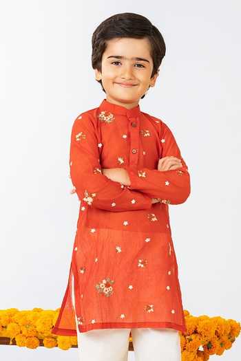 JILMIL DREAMWEAR Orange Chanderi Rust Embroidered Kurta Pant Set Online at Aza Fashions JILMIL DREAMWEAR_Orange Chanderi Rust Embroidered Kurta Pant Set _Online_at_Aza_Fashions