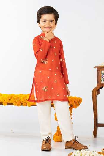 Buy JILMIL DREAMWEAR Orange Chanderi Rust Embroidered Kurta Pant Set Online at Aza Fashions Buy_JILMIL DREAMWEAR_Orange Chanderi Rust Embroidered Kurta Pant Set _Online_at_Aza_Fashions