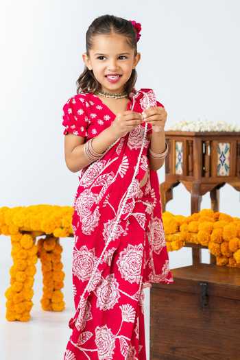 Buy JILMIL DREAMWEAR Red Cotton Floral Print Pre-draped Saree With Blouse Online at Aza Fashions Buy_JILMIL DREAMWEAR_Red Cotton Floral Print Pre-draped Saree With Blouse _Online_at_Aza_Fashions