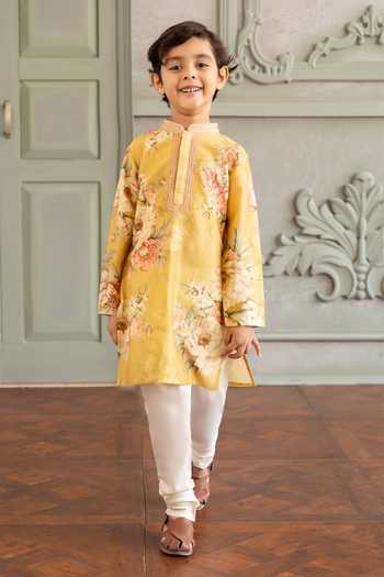 Kalista Rian Printed Kurta Set 