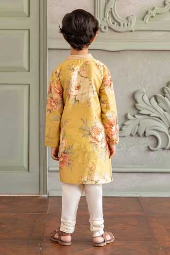 Kalista Rian Printed Kurta Set 