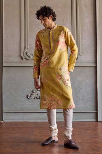Kalista Rian Printed Kurta Set 