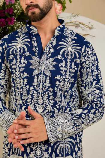 Buy Kasbah Blue Georgette Flora And Fauna Embroidered Kurta Online at Aza Fashions Buy_Kasbah_Blue Georgette Flora And Fauna Embroidered Kurta _Online_at_Aza_Fashions