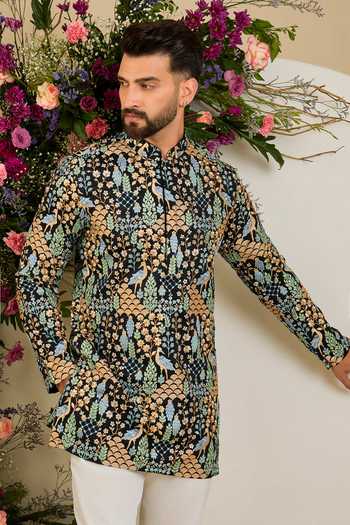 Kasbah Floral Thread Embroidered Short Kurta 