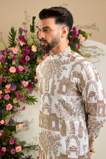 Buy_Kasbah_Ivory Silk Windsor Dynasty Zari Embroidered Kurta _Online_at_Aza_Fashions