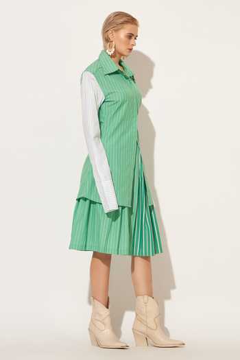 Linetribe Green Cotton Orbit Pleated Skirt Online at Aza Fashions Linetribe_Green Cotton Orbit Pleated Skirt _Online_at_Aza_Fashions