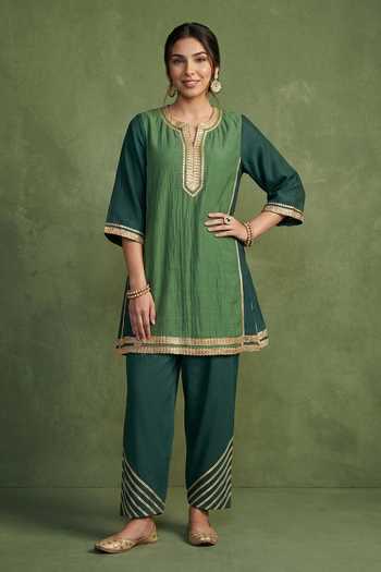 Priya Chaudhary Yoke Embellished Kurta & Salwar Set
