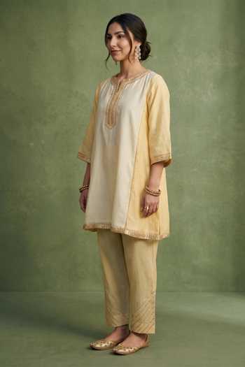 Buy_Priya Chaudhary_Yellow Chanderi Split V-neck Embellished Kurta And Salwar Set _Online_at_Aza_Fashions