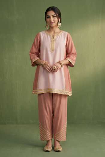 Buy_Priya Chaudhary_Peach Chanderi Round Neck Kurta And Salwar Set _Online_at_Aza_Fashions
