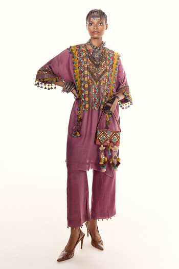 Zariya The Label Embroidered Kurta & Pant Set 