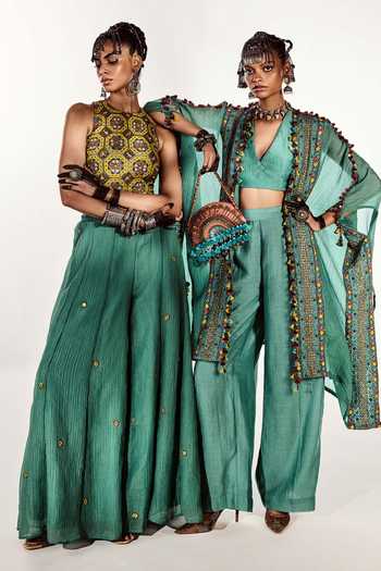 Buy Zariya The Label Green Chanderi V-neck Hand Embroidered Cape Pant Set Online at Aza Fashions Buy_Zariya The Label_Green Chanderi V-neck Hand Embroidered Cape Pant Set _Online_at_Aza_Fashions