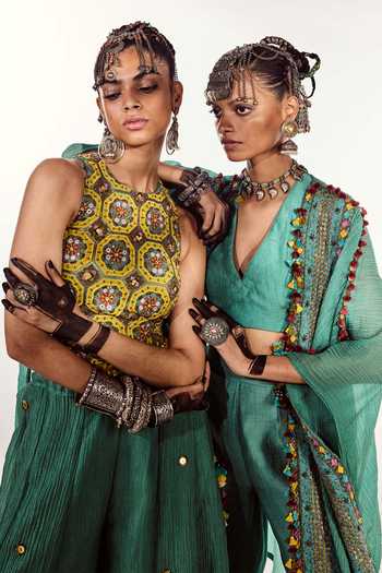 Shop Zariya The Label Green Chanderi V-neck Hand Embroidered Cape Pant Set Online at Aza Fashions Shop_Zariya The Label_Green Chanderi V-neck Hand Embroidered Cape Pant Set _Online_at_Aza_Fashions