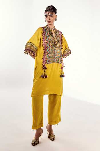 Zariya The Label Straight Embroidered Kurta & Pant Set 