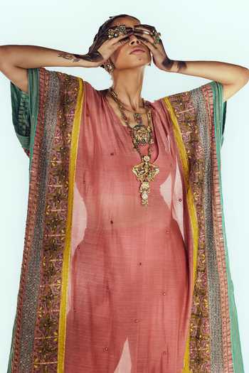 Zariya The Label Coral Chanderi V-neck Border Embroidered Kaftan And Pant Set at Aza Fashions Zariya The Label_Coral Chanderi V-neck Border Embroidered Kaftan And Pant Set _at_Aza_Fashions