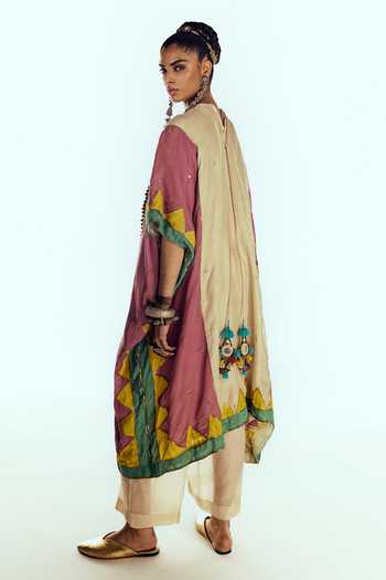 Zariya The Label Yoke Embroidered Kaftan & Pant Set 