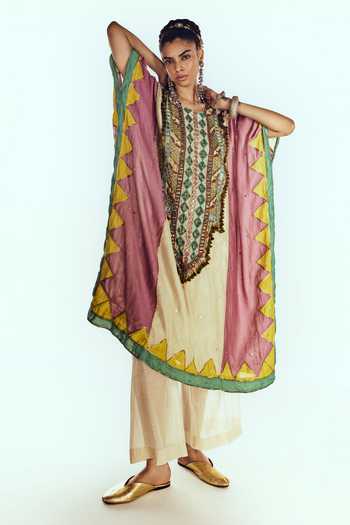 Zariya The Label Yoke Embroidered Kaftan & Pant Set 