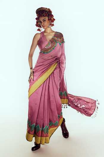 Zariya The Label Border Embellished Saree With Blouse 